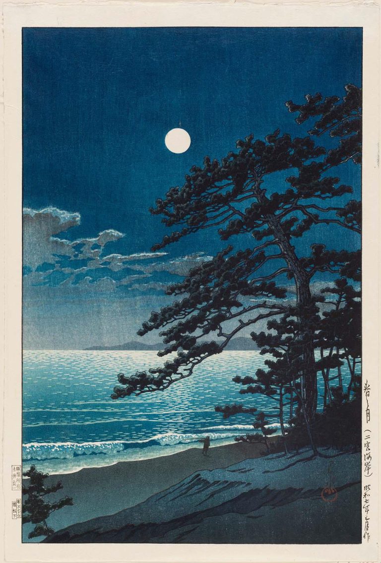 Spring Moon at Ninomiya Beach